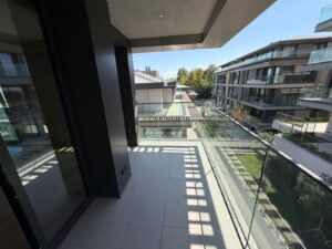Nidapark İstinye Koru – teras ve cam korkuluk